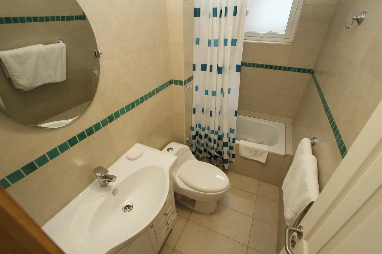 Dein Haus Hotel Y Departamentos Пуерто-Варас Екстер'єр фото