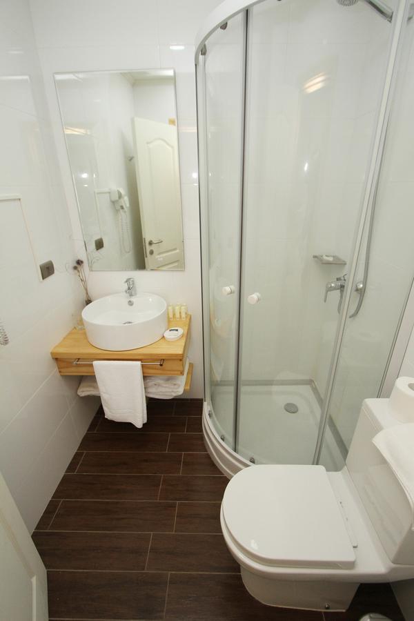 Dein Haus Hotel Y Departamentos Пуерто-Варас Екстер'єр фото